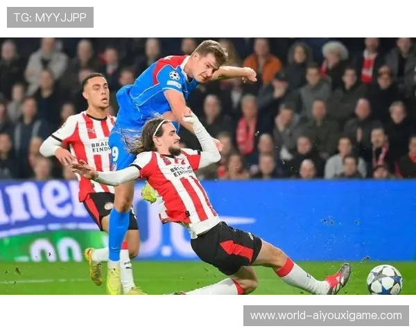 皇马锋线压迫训练更具冲击力：打造无敌进攻尖锋的秘密武器